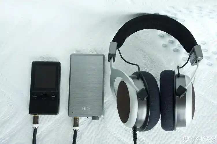 蹭听党万岁x7继续白牙全家桶beyerdynamic拜亚动力t90头戴式耳机短评