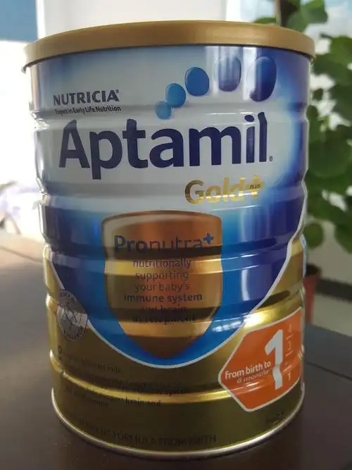 澳洲aptamil 爱他美 金装1段奶粉 900g 适合0-6个月的宝宝