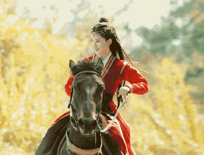 会骑马的女演员