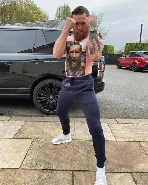 嘴炮减重越来越困难,以后主攻170磅,ufc会安排他打李景亮吗?