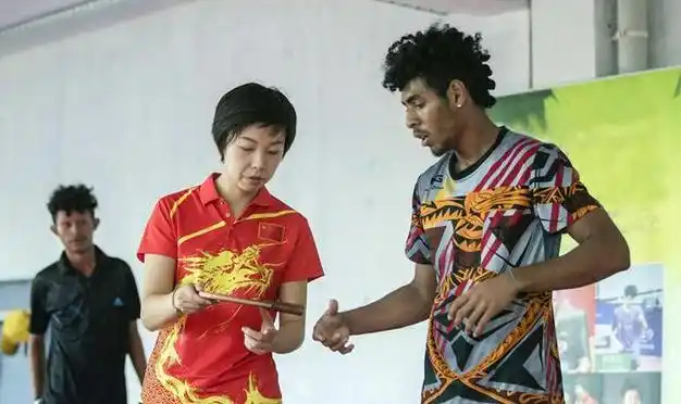 张怡宁直言:"年轻一代的孩子不能上我们的课,因为他们有兴趣爱好多样