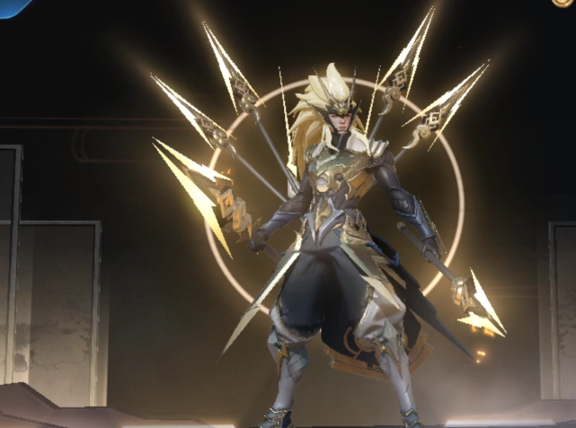 马超的神威更是被玩家亲切地称为电光刺猬,与百里玄策的电光耗子有异