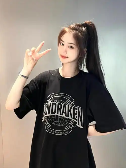 圆脸一定要试试高马尾胎毛刘海