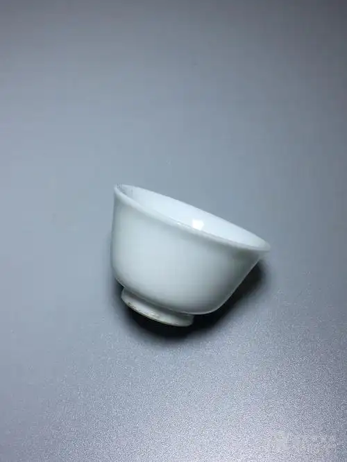 (洁白无瑕) 清代-德化窑精品-牛眼薄胎素杯