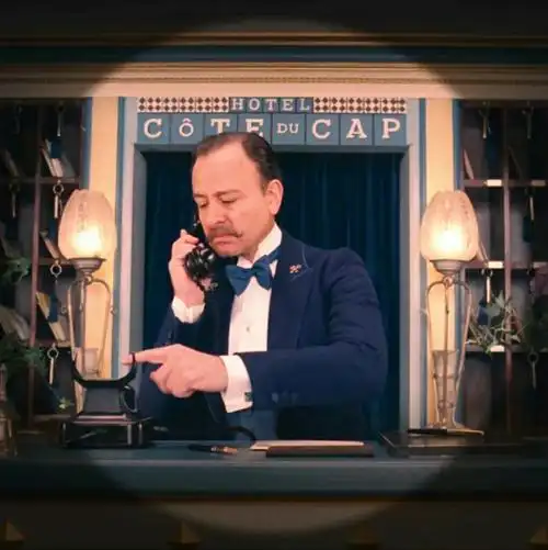 《布达佩斯大饭店》精雕细琢的镜头