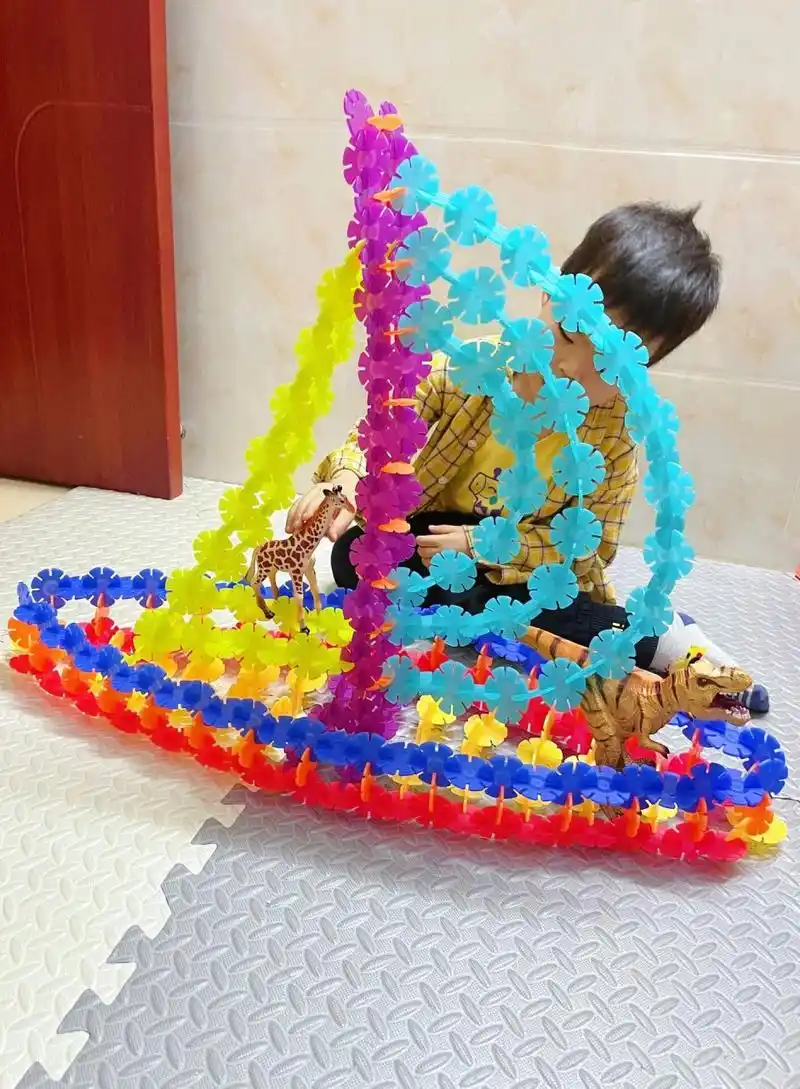 雪花片拼搭 51566 原创|拼了一艘大帆船7715 在拆上一个作品"