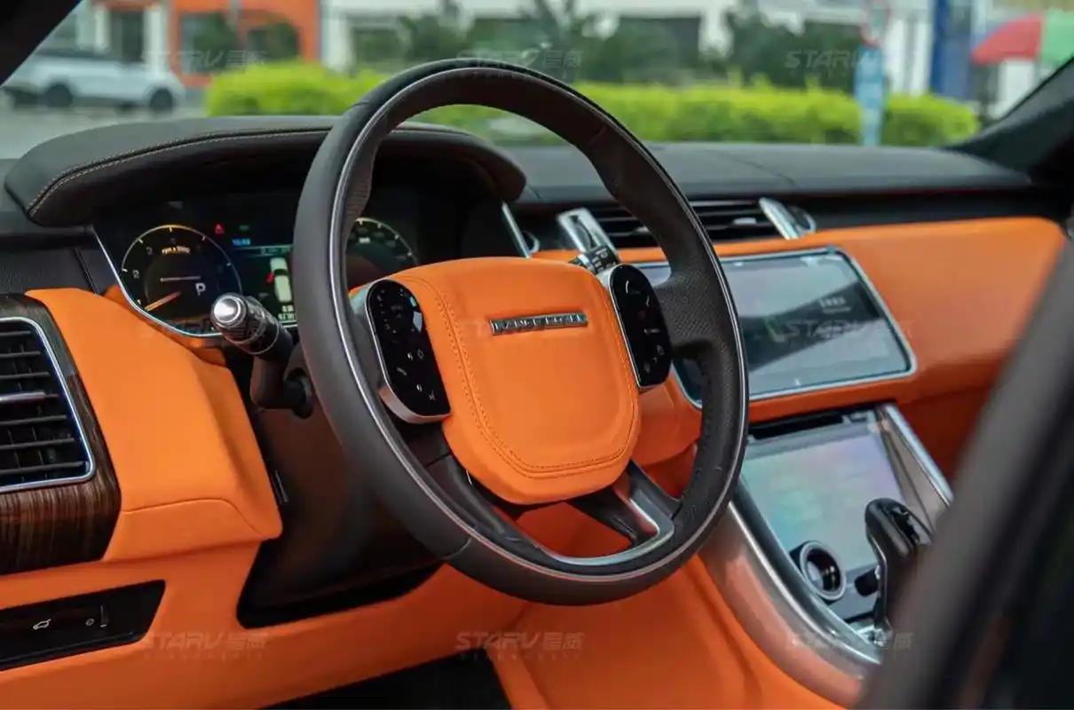 路虎揽胜运动内饰案例.#创作灵感 揽运内饰爱马仕橙大满配方案 - 抖音