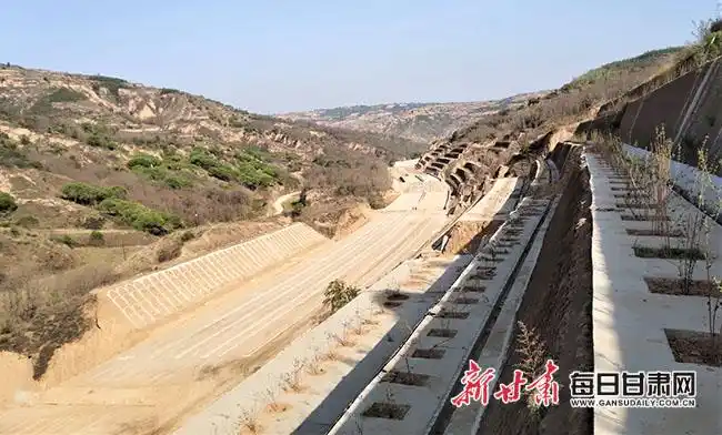 甜永高速正宁县境内首段路基顺利交验