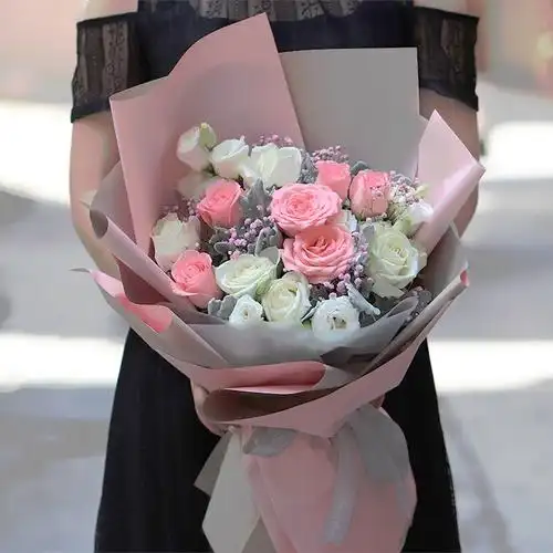11枝玫瑰精致时尚花束-送女友老婆妈妈老师朋友闺蜜教师节生日鲜花