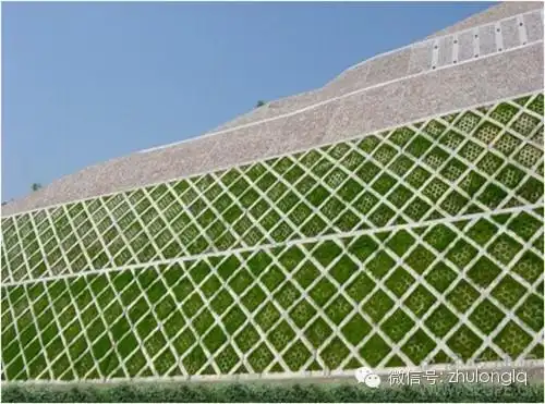 和全风化,强风化的岩石路重边坡,并视需要设置浆砌片石或混凝土骨架