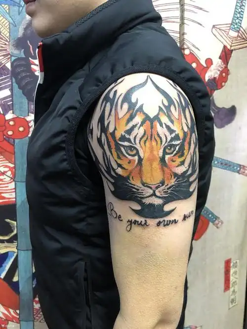 上臂虎头_纹身图案手稿图片_杨嘉恒的纹身作品集