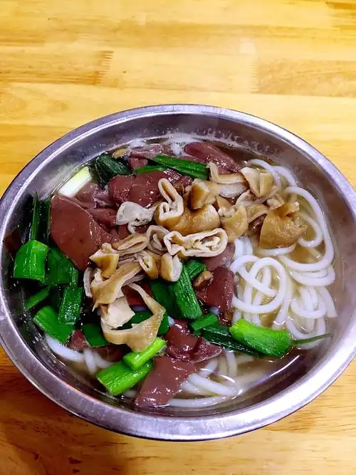 2022老仓桥猪脏粉(荷花路店)美食餐厅,一直不明白,作为温州的知名.
