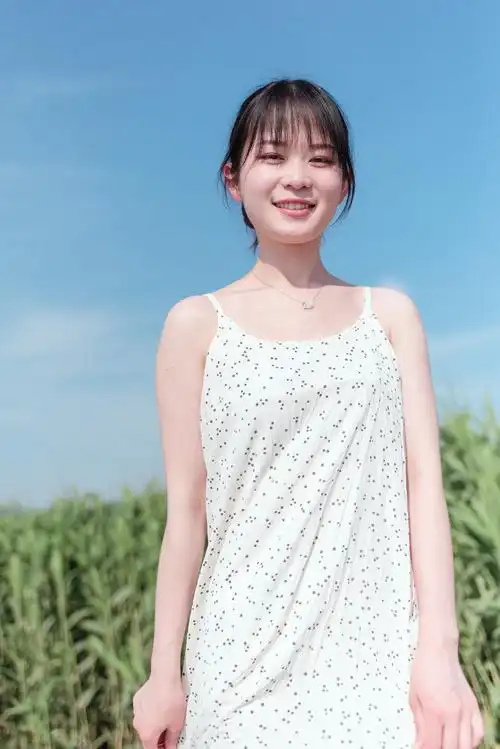 阳光下的少女|摄影|人像摄影|窗外有星光 - 原创作品 - 站酷 (zcool)