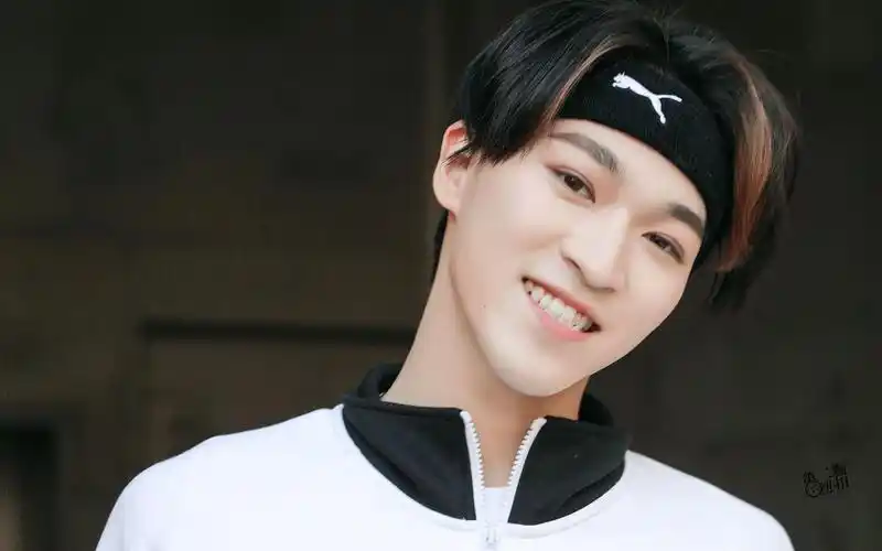 创造营2021赞多santa跳女团舞也绝了不愧是专业的