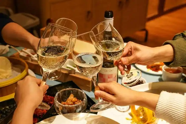 懒得跟你废话反正你也听不懂为什么猪队友总是听不