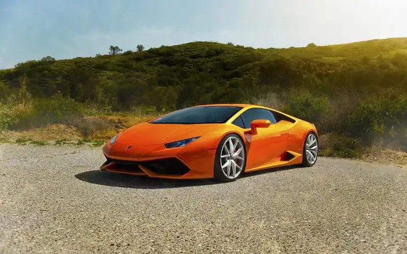 兰博基尼lp640-4乌拉坎钻石版,橙色超级跑车 壁纸