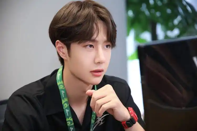 八卦爆料王一博金晨易烊千玺谢娜黄景瑜鞠婧祎