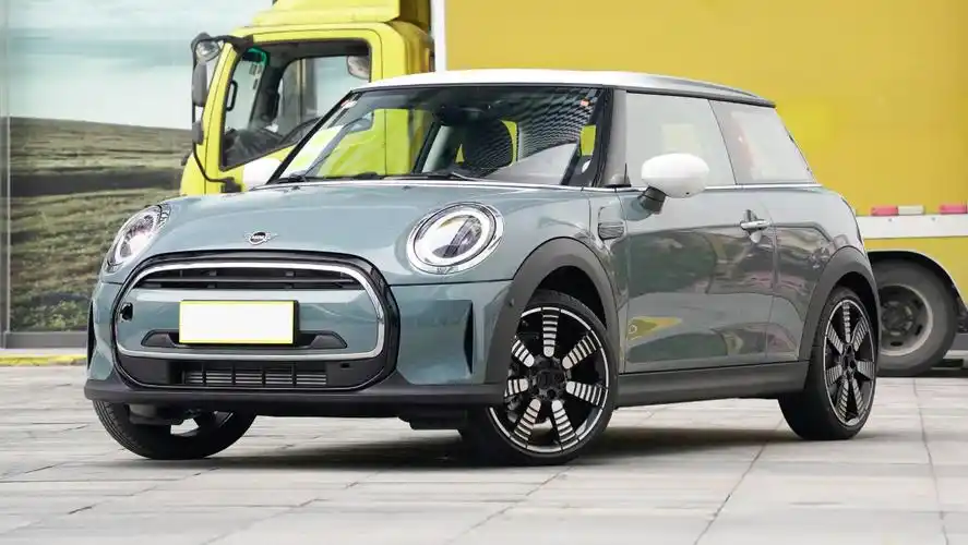 宝马mini电动汽车
