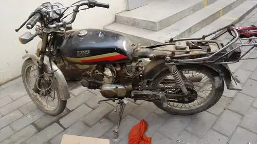 1996年的嘉陵jh90-a,两轮老车改装