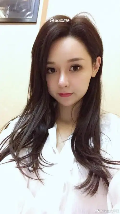 米兰s米兰大坏蛋日常照片 还是一样的性感10p