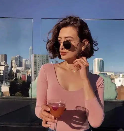 慵懒风欧美复古短卷发