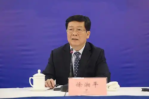 省商务厅党组书记,厅长徐湘平发布新闻并回答记者提问