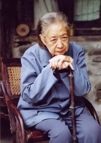 人艺表演艺术家金雅琴去世 曾凭借《我们俩》获东京电影节影后 享年91