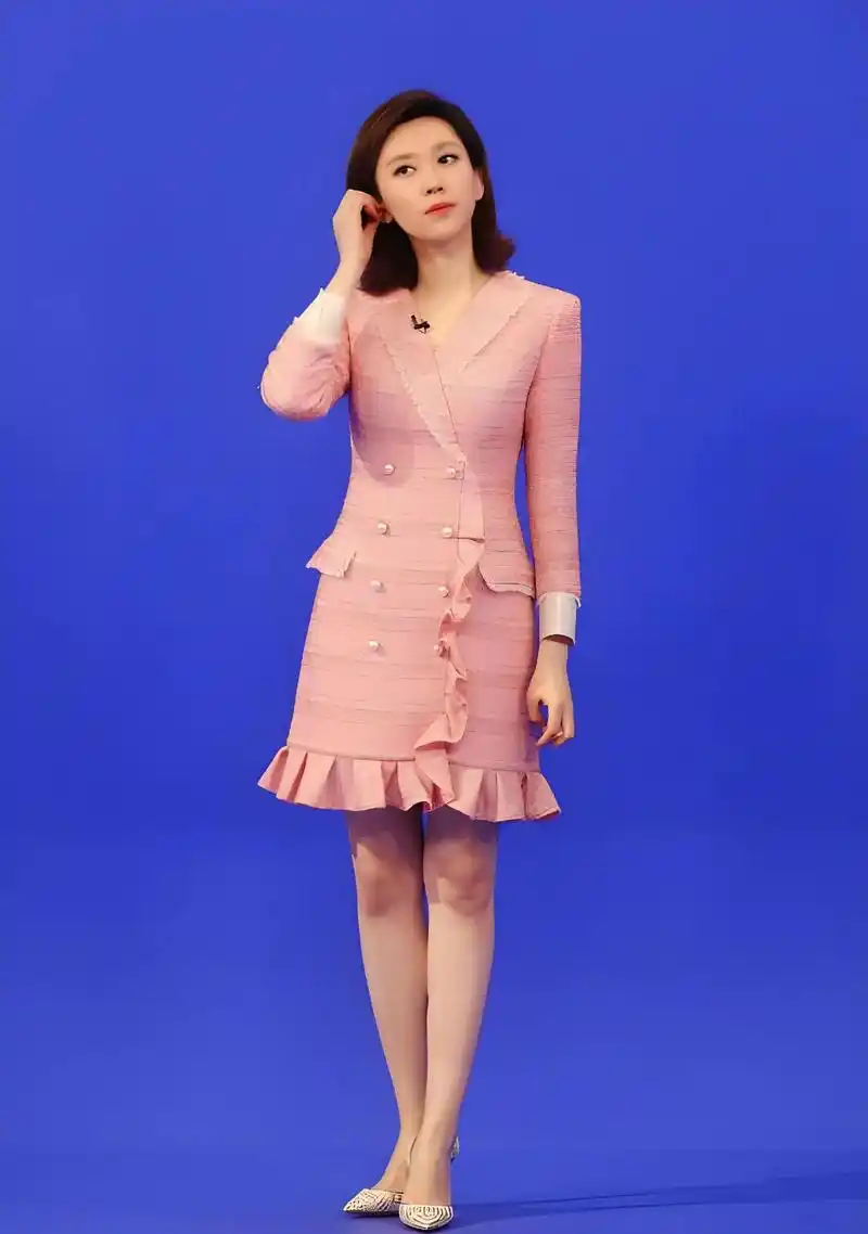 祝贺王音棋同学~ 央视《新闻联播》首位90后播音员 了不起的 - 抖音