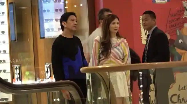 据了解潘迪生与余桂珠在92年结婚,先后诞下两男两女,成为潘家真正的