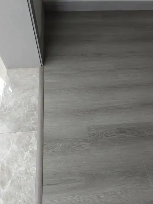 装修日记灰色调地板