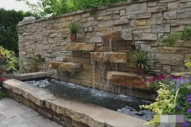 你家小院有没有做个独特的流水墙