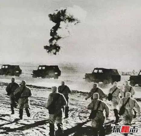 1978年罗布泊食人蜥蜴事件,罗布泊核爆炸死千条巨蜥