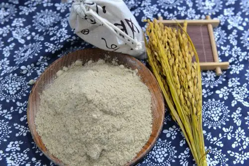 农家现磨米皮糠糠粉油糠稻糠米糠皮鸡鸭鹅食钓鱼打窝饲料原粮包邮