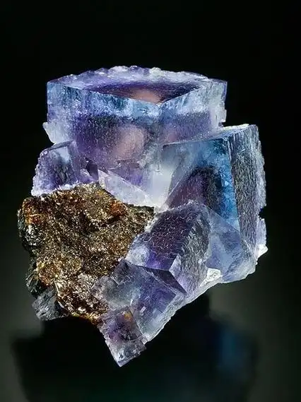 宝石原矿石美丽绝伦