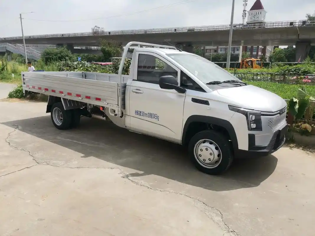 新能源货车.菱势黄金卡,仓栏,箱货(增程式油电混动) 五菱e - 抖音