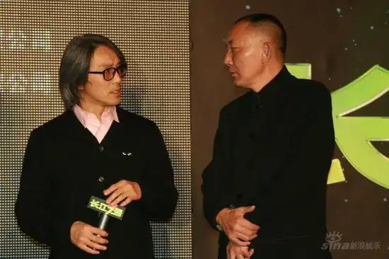 图文:《长江七号》官网启动-周星驰韩三平交谈