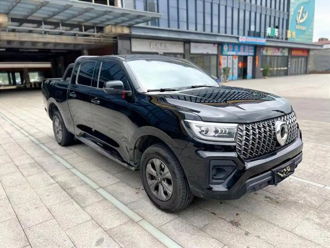 0t加长版柴油皮卡,四驱顶配,全车原版原漆,客户回头带保险,1万多公里