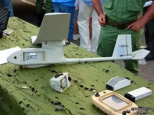 跪求美国rq-11b大乌鸦无人机图纸