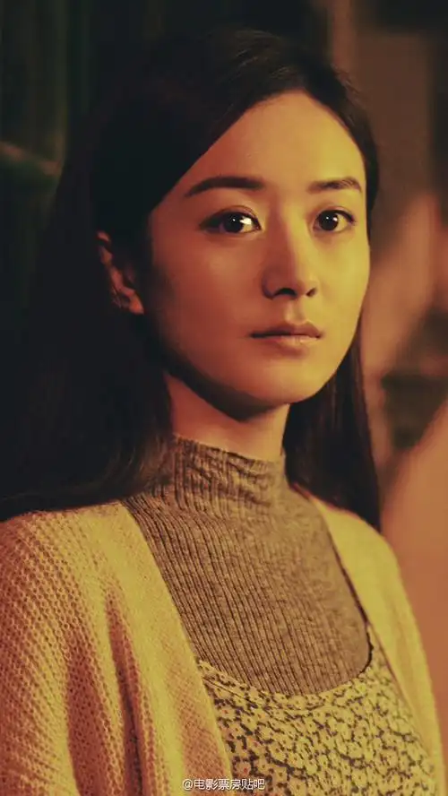 由韩寒执导的电影乘风破浪曝光赵丽颖海报复古忧郁清丽无双