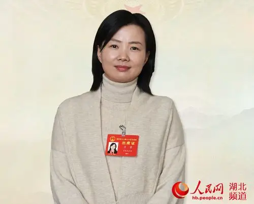 湖北省人大代表,宣恩县县长习覃(受访者供图)