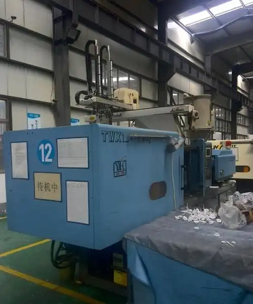 日用品塑胶制品冰包内桶模具开发加工厂