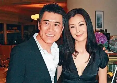 她21岁嫁52岁亿万富豪结婚仅13天老公去世多年官司分得900万