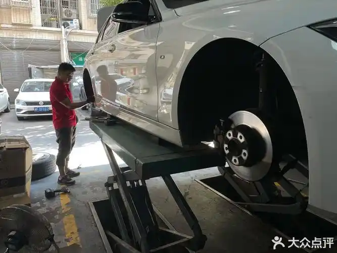 欧卡养车专业汽车精细保养(茶子山路店)