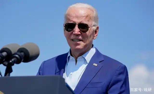 由于年龄偏大,拜登上台以来,身体状况一直是外界关注的焦点.