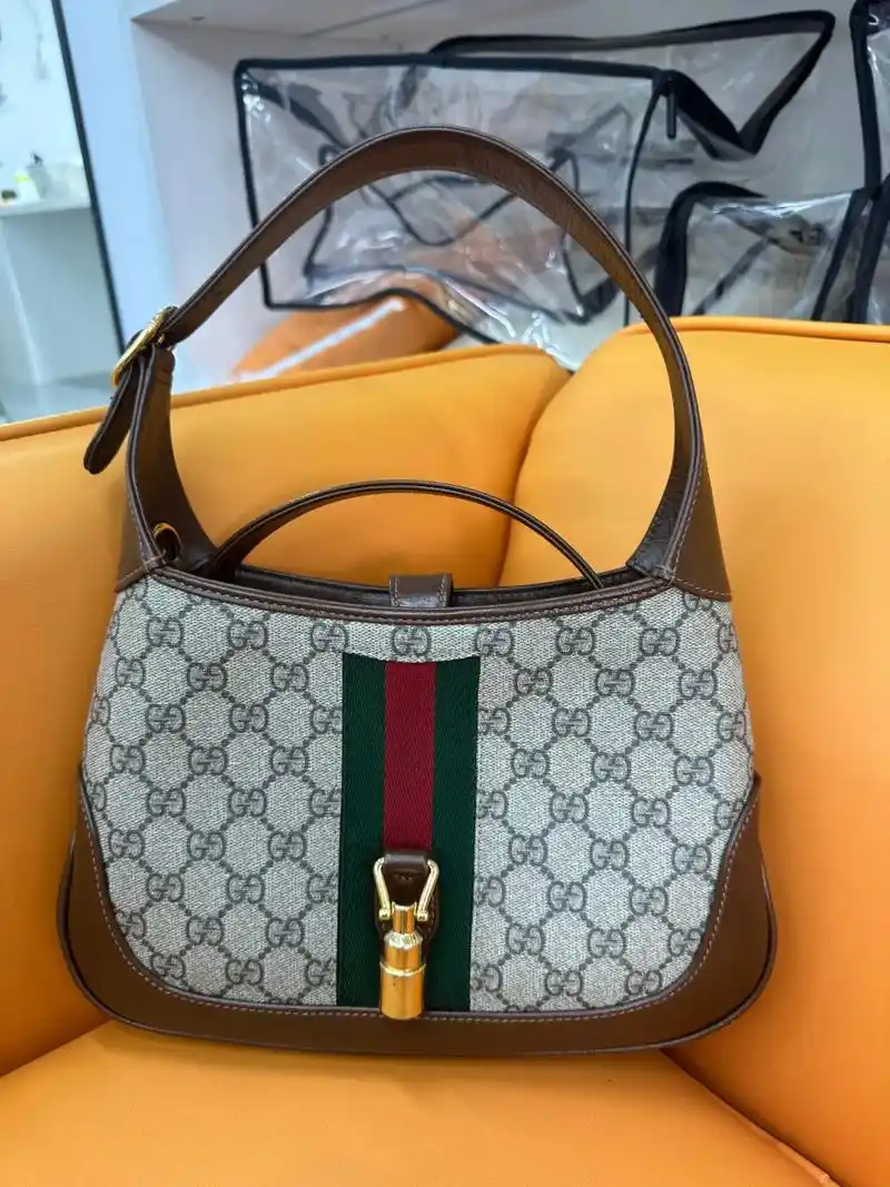 新收古驰jackie1961,99新成色.家里有闲置包包,手 - 抖音