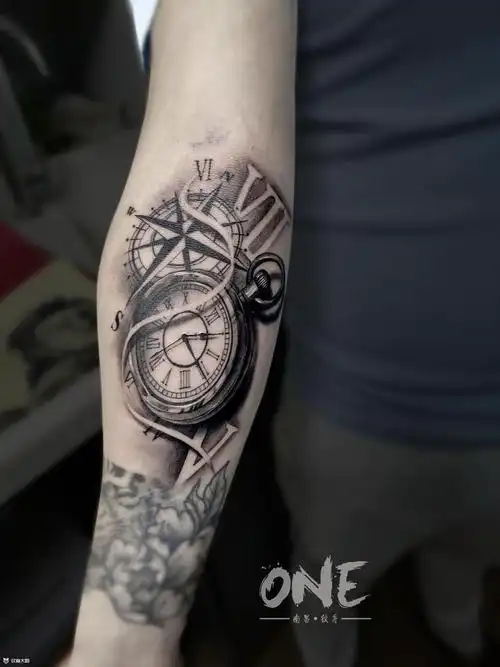 时钟_纹身图案手稿图片_one的纹身作品集