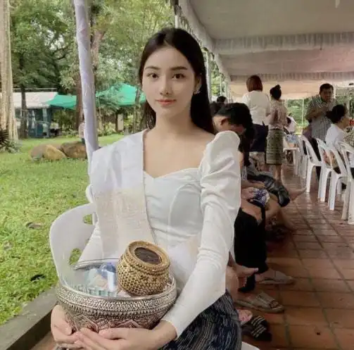 从路边广告上买的"越南媳妇儿",究竟是不是真爱?这些人买了