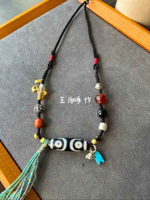 手工设计编绳天珠蜜蜡项链挂绳