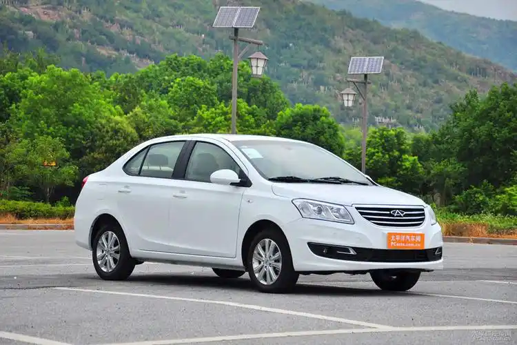 奇瑞新e3上市售529万起满足国五排放