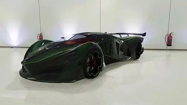 殷浩辰游戏解说:古罗帝x80超级跑车,最帅的概念车!